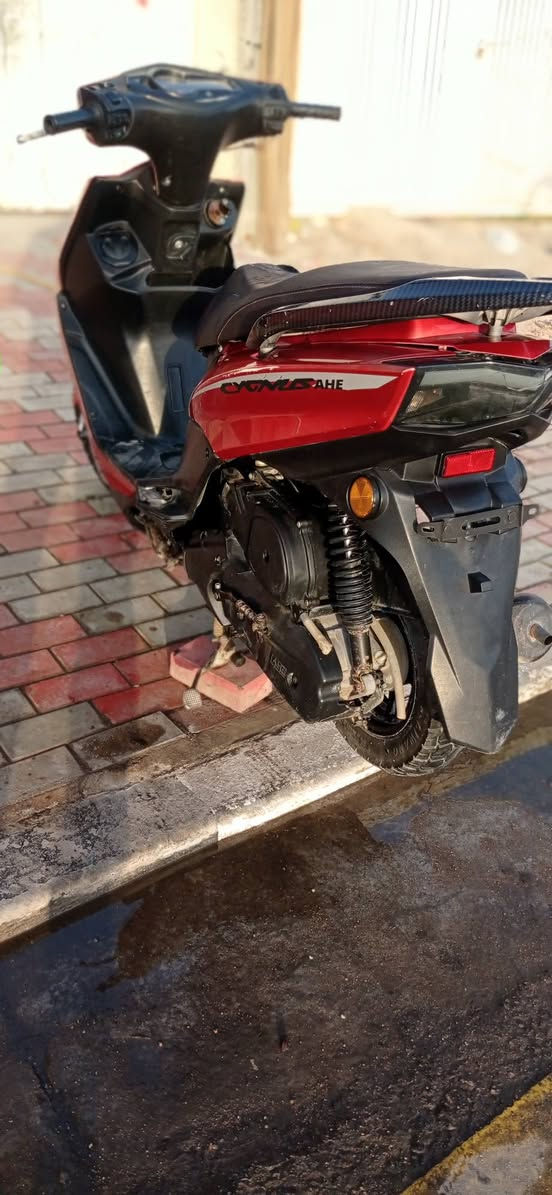 دراجة سكنس موديل 2023 دراجة جديدة كلش نكرة سلف هندر شغال كهربائيات كلها شغاله لايت  هورن اشاير دشبول الكتروني
كلها شغاله ما ناقصهة برغي مكينة ناعمة كلش 
سعر 650 بيها مجال شراي يتصل ***********
عنوان كربلاء حي الوفاء .......
