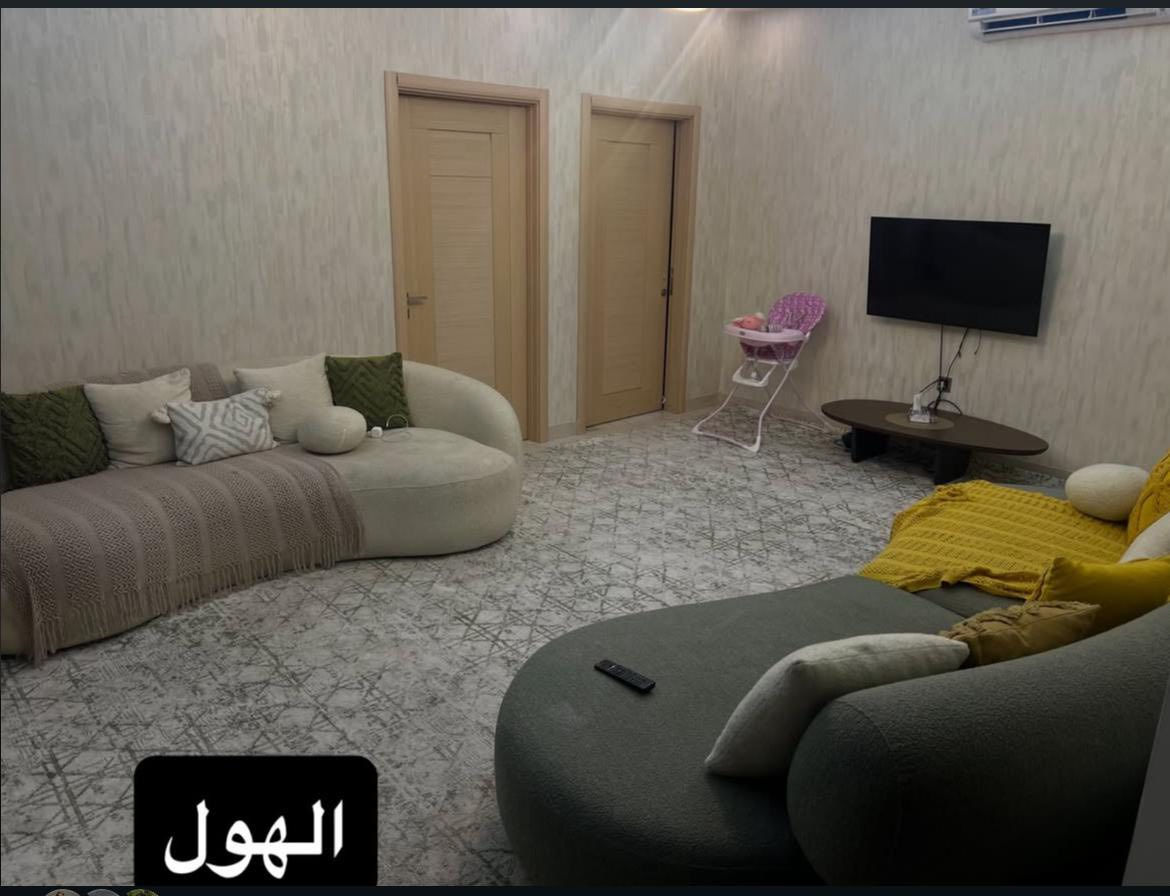 إعلان رقم (819)
فرصة مميزة للسكن الراقي في كربلاء المقدسة 🌿

تُعلن الظلال العقارية عن توفر شقة مميزة للبيع أو الإيجار ضمن
بناية النخيل – حي الحسين – شارع المصلحة

🔹 المساحة: 172 متر مربع
🔹 الطابق: الثالث
🔹 الحالة: جاهزة للسكن فورًا

✨ مميزات البناية:
✔ مسبح خاص
✔ صالة رياضية متكاملة
✔ حراسة 24 ساعة
✔ موقف سيارات خاص لسكان البناية فقط

شقة تجمع بين الموقع الحيوي، الراحة، والأمان وتناسب السكن العائلي الراقي.

📞 للاستفسار والحجز:
***********
***********
***********

📍 زيارتنا:
كربلاء – حي الحسين – شارع المصلحة
