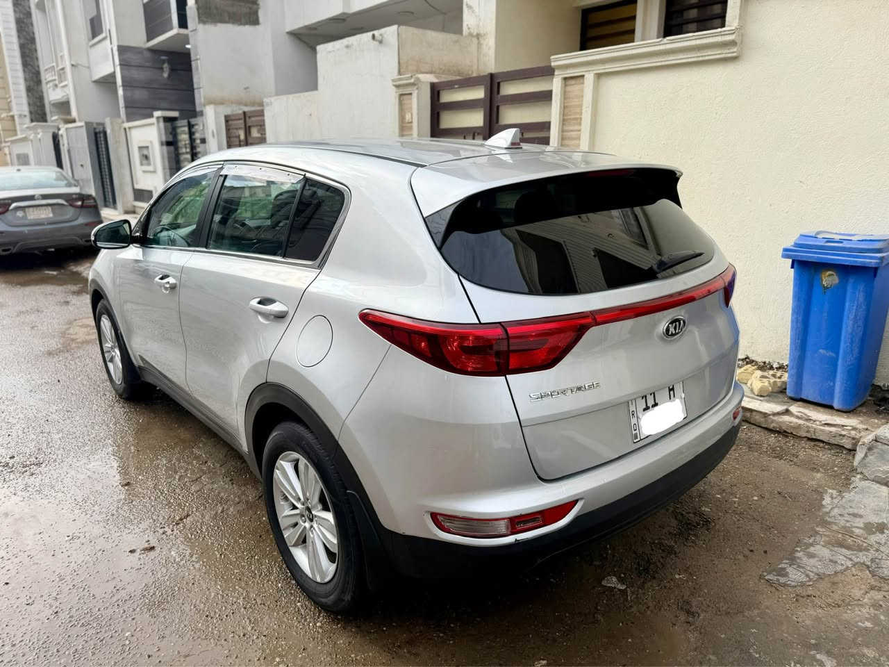 سبورتج 2018 سيارة جديدة بدون اي نقص ماشيه ٨٠ فقط 
رقم جديد بأسمي تحويل مباشر 
وارد امريكي حادث جاملغ وبنيد جدا خفيف موجودة الصور 

شاشة وكاميرا. تحكمات ستيرن. مري شفط. اشاير مري. داخل صاج   
وضعيات قيادة.كشنات جلد. تبريد تدفئة. سيارة بلادية بدون نقص 

السعر١٥٥ وبيهه مجال للشراي 
الاتصال على الرقم 
 *********** يوجد واتساب 

العنوان بغداد الدورة شارع ٦٠ بغداد, العراق
