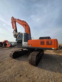 حفاره هيتاشي • ٣٥٠ • موديل ٢٠١١