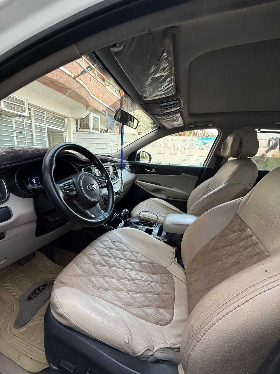 السلام عليكم اخوان وحياكم الله..
سورنتو خليجي 2018 شكل 2020 ا

ماشية 115 الف كيلو...

مواصفاتها معروفة 6 سلندر ..كير 8

مكفولة...كير ..محرك ..حادث..تبديل 0

السيارة جاهزة من كل النواحي..رقم بغداد بأسمي..سنوية لغايه 2031 اتصال او واتساب  ***********
