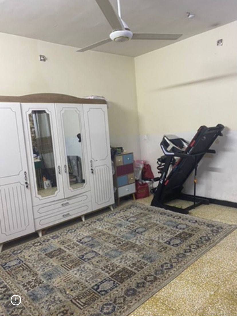 /// رمضان كريم ///
بيت طابو صرف للبيع 
المساحة/ ٩٦مترطابو صرف
التفاصيل البيت/ طابقين 
الطابق الاول //غرفة نوم  واستقبال ومطبخ وصحيات وصالة
الطابق الثاني //٣ غرف نوم  ومطبخ
الخدمات كاملة/ تبليط ومجاري وماء  كهرباء
العنوان /الزعفرانية. الاربع شوارع.  المعلمين .مقابل فيروزة
السعر// ٢٢٠مليون قابل للتفاوض
للاستفسار مراجعة مكتب دلالية المصطفى للعقار الزعفرانية الاربع شوارع خلف ماركت اللؤلؤة مجاور أسواق القبس اوالاتصال او مراسلة واتس اب ***********او***********
