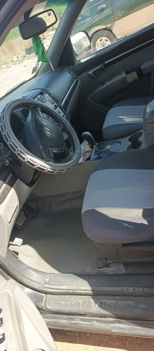 سلام عليكم سنتافيا 2009امريكي 6سلندر بغداد بسمي سنويه 2029 بيه 3 قطع صبغ بدون دواخل سيارة تخم تاير مكينه كير تبريد صدر كله جاهز سياره حلوه السعر 110وبيه مجال بصيط ***********
