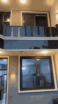 السلام عليكم بيت للبيع المساحه ١٥٠ متر مربع الواجهه ٧ ونص  العنوان بلديات شارع الغسل  للإستفسار ***********
