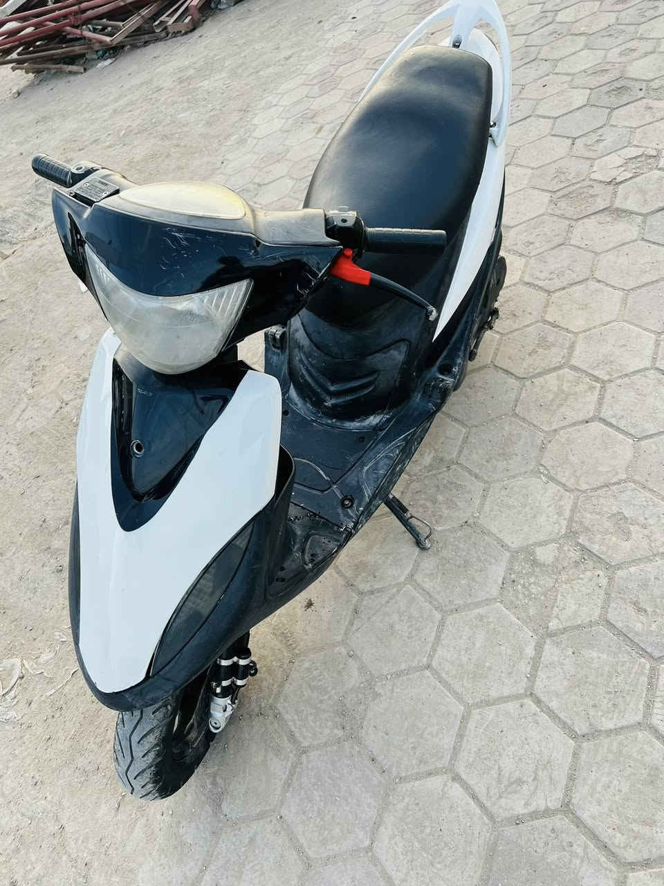 عندي ماكس عدله نضيفه مكينه بلاديه شغاله سلف وهندر شلعه ومعدل دبلات رياضي صالنصه رياضي اوراق كامله المكان الغزاليه الشراي يخابر وهذه رقمي ***********
