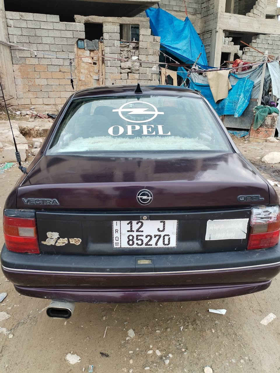 سلام عليكم للبيع فكتره حجم 20 كير محرك شرط شرط التحويل مويل 93 السعر 38بيها مجال المكان حي القاهرة ***********
