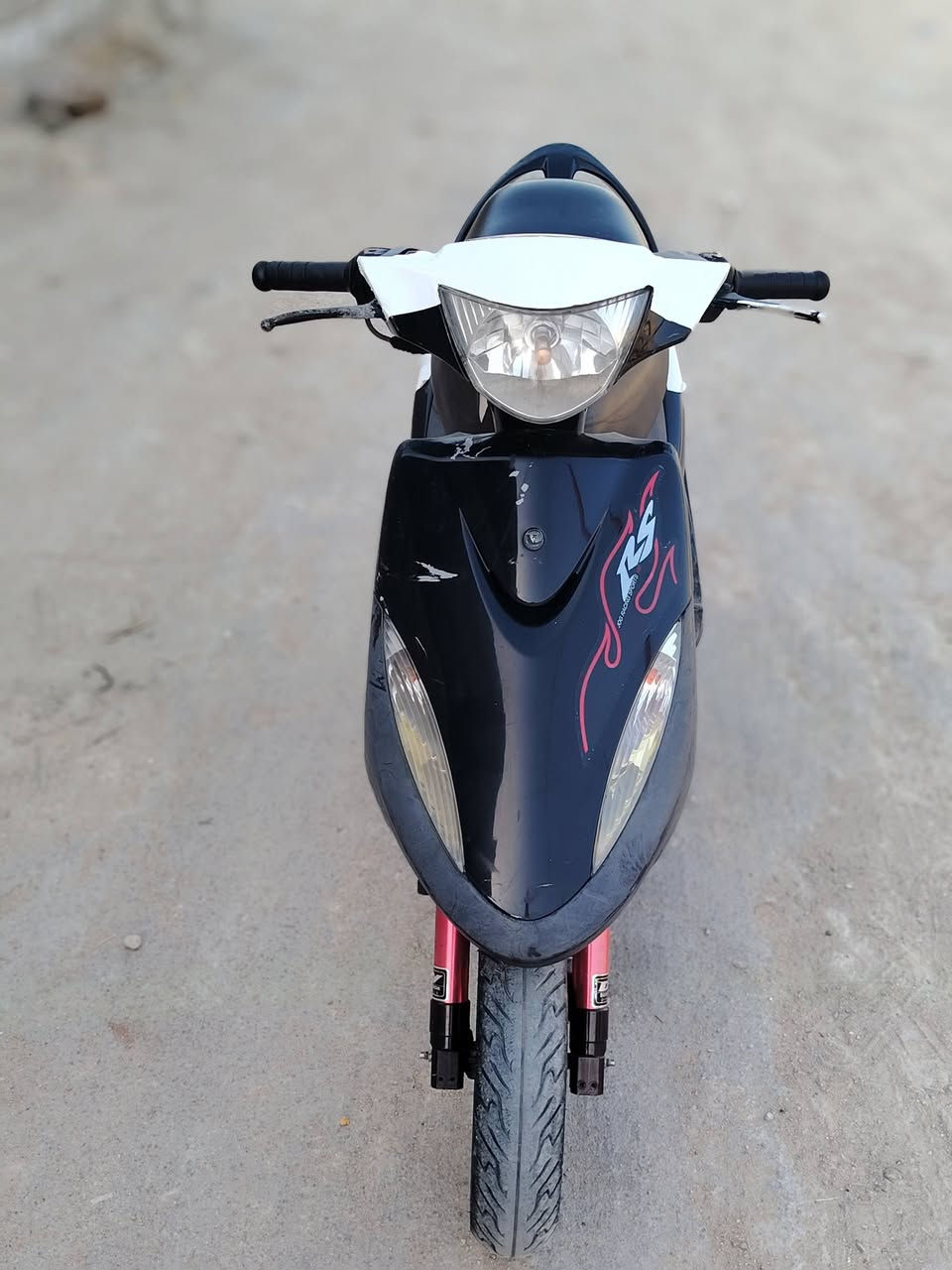 سلا عليكم دراجه ماكس للبيع رمبه مزوده دبلات كدام وكلجات بلاد شيال مكينه تزويد واحد ويلات بلاد مكاني بصره قضاء المدينة السعر 1150وبيهاا مجال قليل***********
