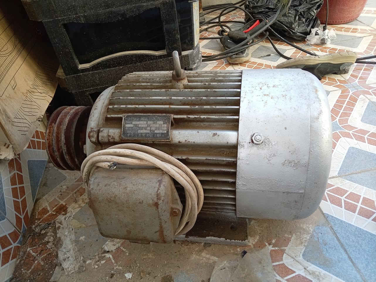 ماطور ثري فيز
20حصان
شغال
شرط الفحص
مال مؤسسة (اصلي)
السعر 10اوراق (ميلون ونص)
***********
