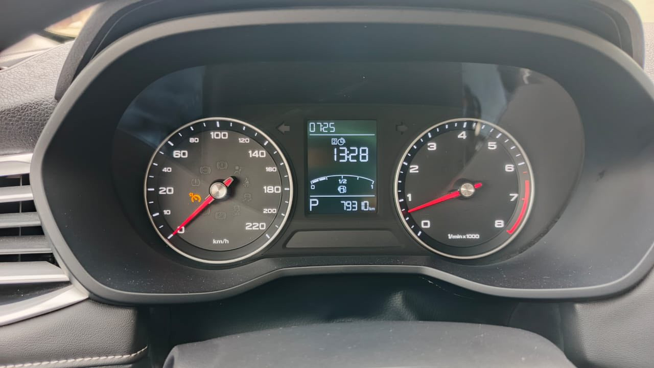 MG
2020

رقم اربيل ماشيه 79 الف كيلو 

مواصفات شاشه مثبت سرعه السياره بيها شبر ونص چامرلغ خلفي مال السايق تعديل وبيها تعديل چامرلغ السكن الخلفي بسيط 

مكان السياره كركوك سنويه جديده 

سعر 90 ورقه
***********
