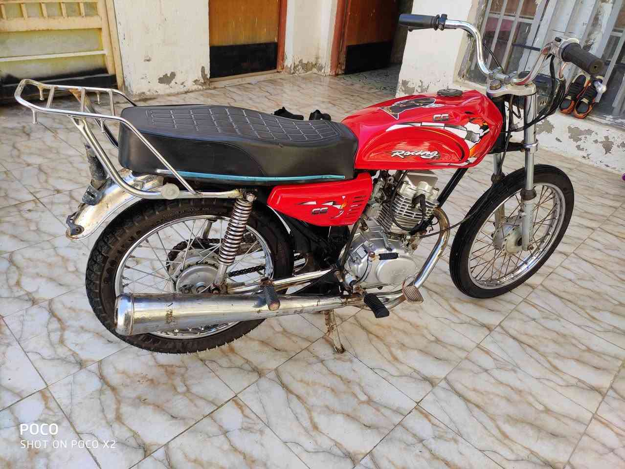 السلام عليكم للبيع نامه وراق ستنساخ بس لاصليات ضايعه شاصيهه 15 مكينه وغراض اصلي شلامجه 25 مكينه جديده ضفيره بيهه ولايت شغال كل نقص مابيهه معلومات يمك بل منشور وصور يمك شراي يخابر خاص ماجاوب *********** اسعر 450
