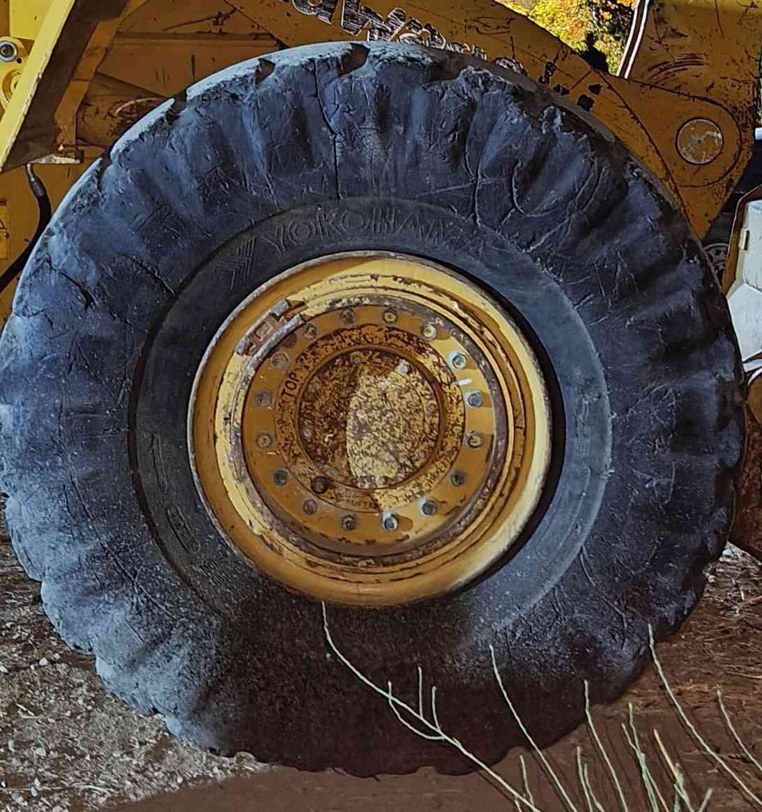 للبيع تايرات ربل بدون هوه حجم 26 الاستفسار ***********
