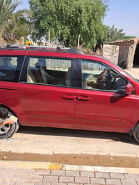 كيا سيدونا للبيع موديل ٢٠٠٧ كير ومكينه مكفولات تبريد ثلج السياره جاهز ...
