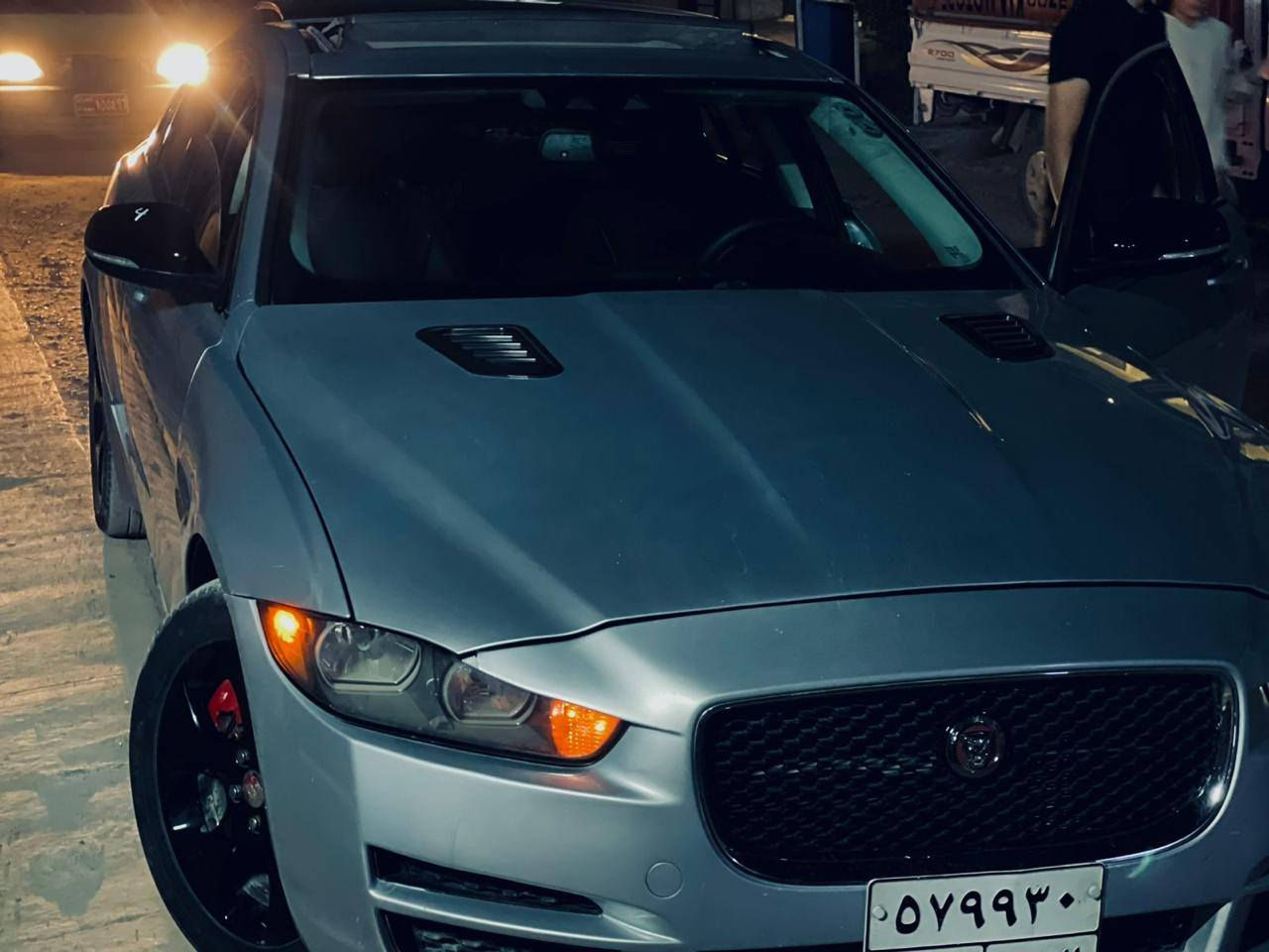 السلام عليكم عندي جاكور xe ٢٠١٧ للبيع او مراوس فول مواصفات ٤ سلندر حادث جاملغ وبنيد بالعراق صار جاملغ وباب بدون دواخل مواصفات معروفة سيارة جاهزة عارضهة ١١٥ وبيهة مجال
***********
***********
