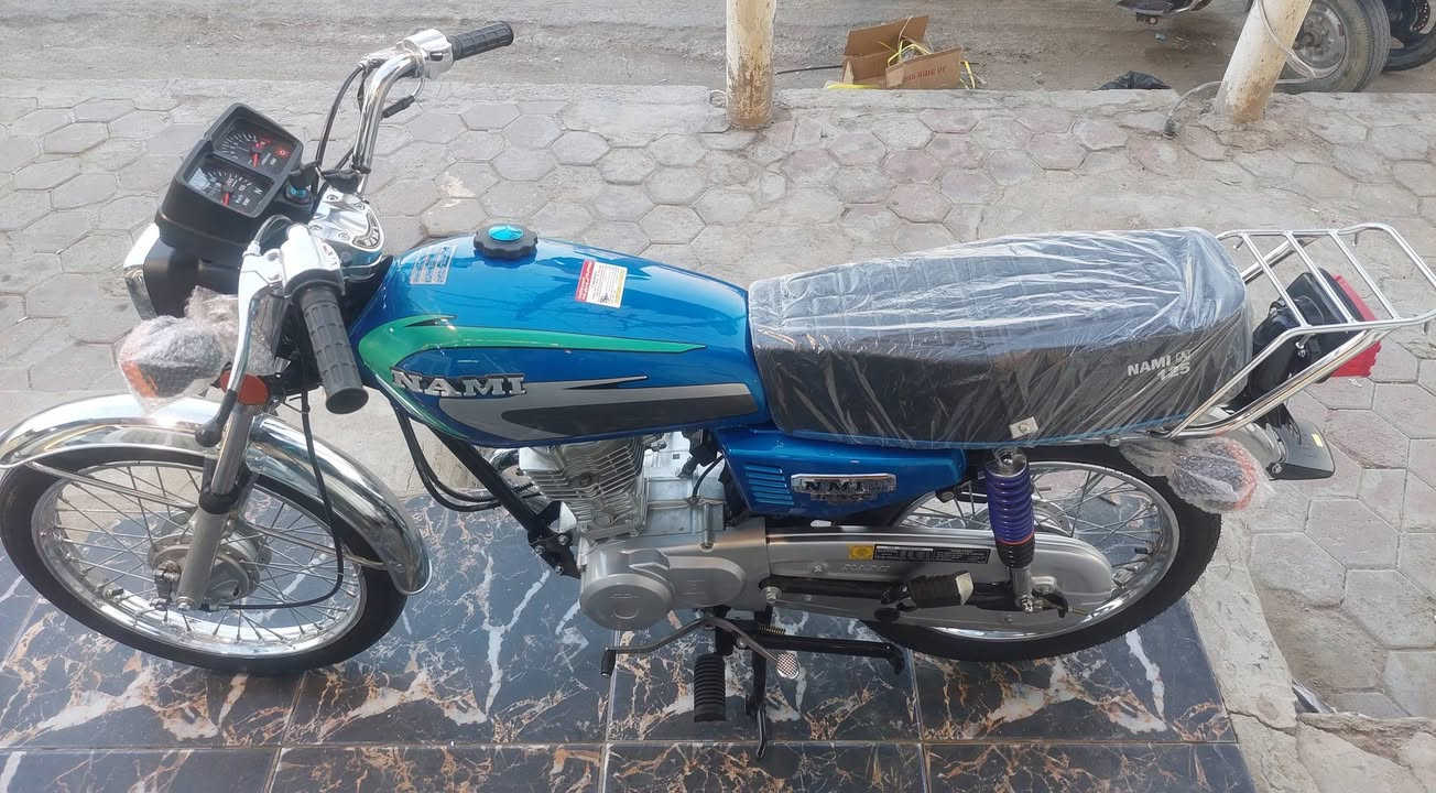 4كير للبيع موديل 2021شاصي نامة امتياز بوري رفيع اوراق اصولي غراضهة كلهة شلامجة كلة جديد  واصلي محرك شلامجة السعر اتصل او واتساب *********** عنواني كوت داموك شارع الطشاش الرئيسي مجاور جامع وحسينية الإمام الحسن العسكري عليه السلام معرض عباس للادوات الاحتياطية للدراجات
