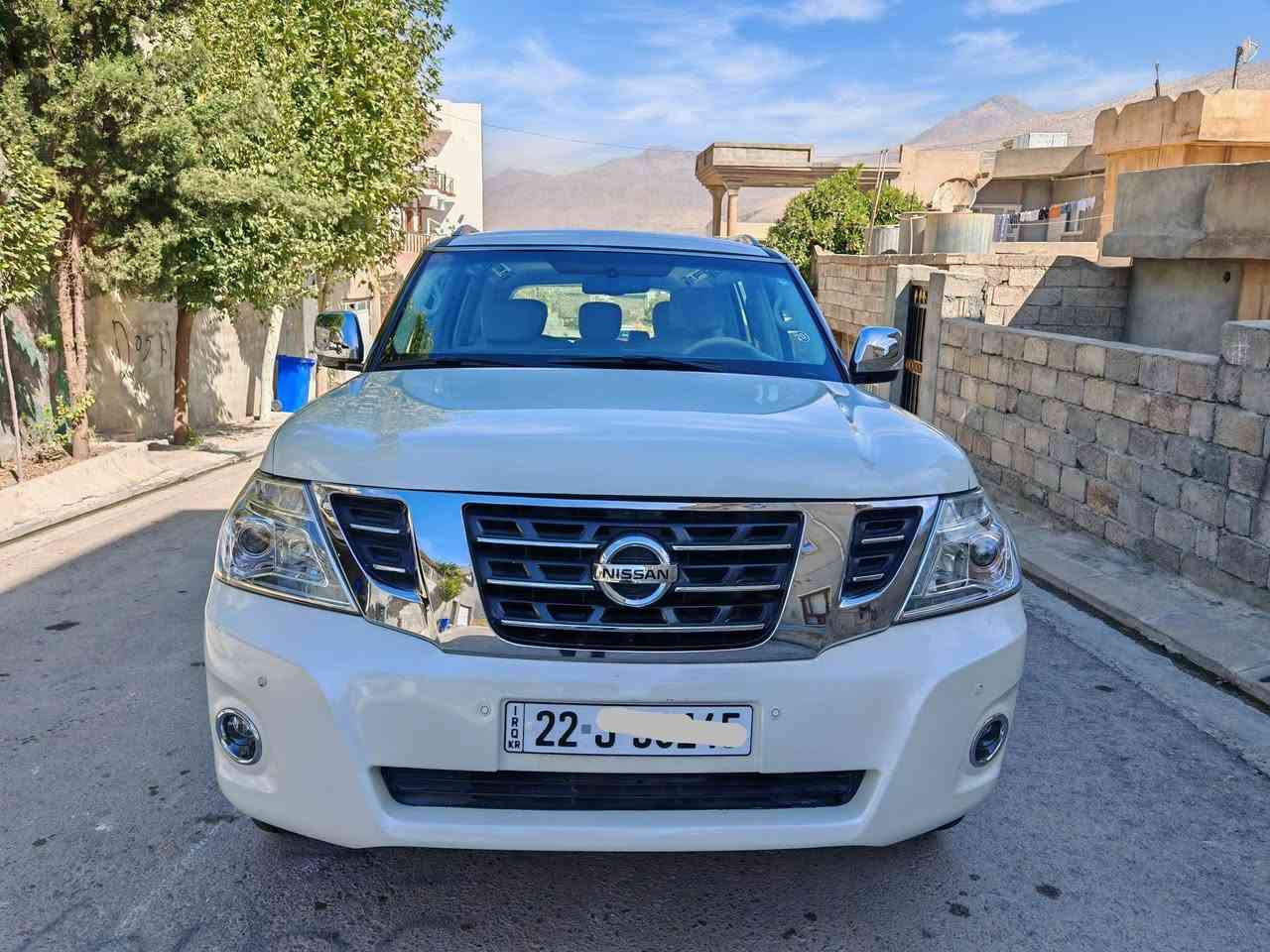 نیسان پاترول 2011se محرك صغيرة مرغوب ماشية 183000كيلومتر فول مواصفات ماعد كوشين جلد بدون صبغ سيارة نظيف بدون مصارف، للبيع اومراوس سيارات شمالية فقط سعر 225 .....***********
