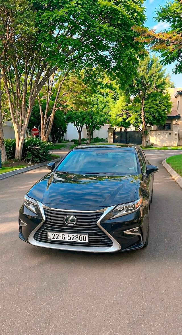 عربي/ كوردي
🚘 للبيع | Lexus ES350 موديل 2017

📍 العنوان: كركوك – حي النصر
🚗 رقم: أربيل
📄 السنوية: باسمي

المواصفات:
• محرك 6 سلندر (3500cc)
• الكير شرط ✅

الحالة:
• ضرر بابين سكن بدون دواخل
• 4 رصعات بالقمارة
• بجم كبس

💰 السعر: 180 ورقة (مجال بشكل بسيط)

📲 للتواصل (واتساب):
***********

🚘 بۆ فرۆشتن | Lexus ES350 مۆدێل 2017

📍 شوێن: کەرکووک – گەڕەکی نەصر
🚗 ژمارە: هەولێر
📄 ساڵانە: بە ناوی خۆمە

زانیارییەکان:
• بزوێنەری 6 سیلەندەر (3500cc)
• گیربۆکس شەرت ✅

دۆخی ئۆتۆمبێلەکە:
• دوو دەرگا زیانیان هەیە (تەنها سکەن، بێ زیانی ناوەوە)
4 زيان لە قەمارەکەدا

💰 نرخ: 180 وەرەق، هەندێک گفتوگۆ لەسەر نرخ هەیە.

📲 پەیوەندی (WhatsApp):
***********
