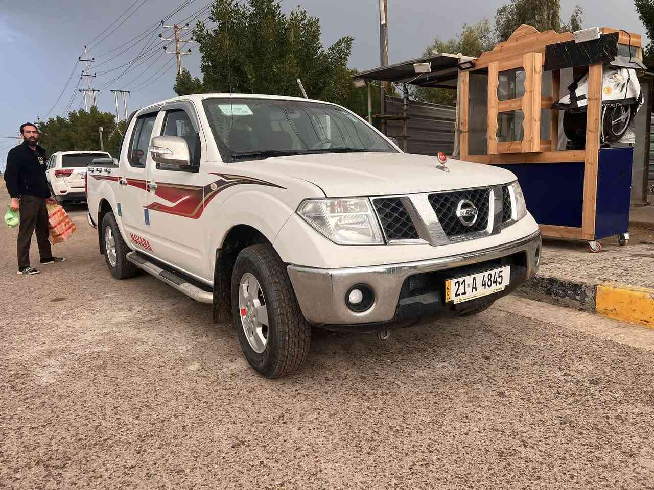 السلام عليكم نيفاره موديل  2013 صبغ بس لبنيد والباقي كفاله رقم سليمانيه بسمي  سياره جديده تخم تايرات تبريد كير اوتو  كل نقص. ما بيه مكان سياره بغداد ابو غريب سعر 120
***********
