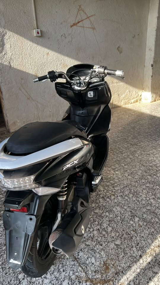 سلام عليكم بي سي اكس الاجيل الأول للبيع السعر 1350وبيه مجال قليل رقم الهاتف ؛***********
