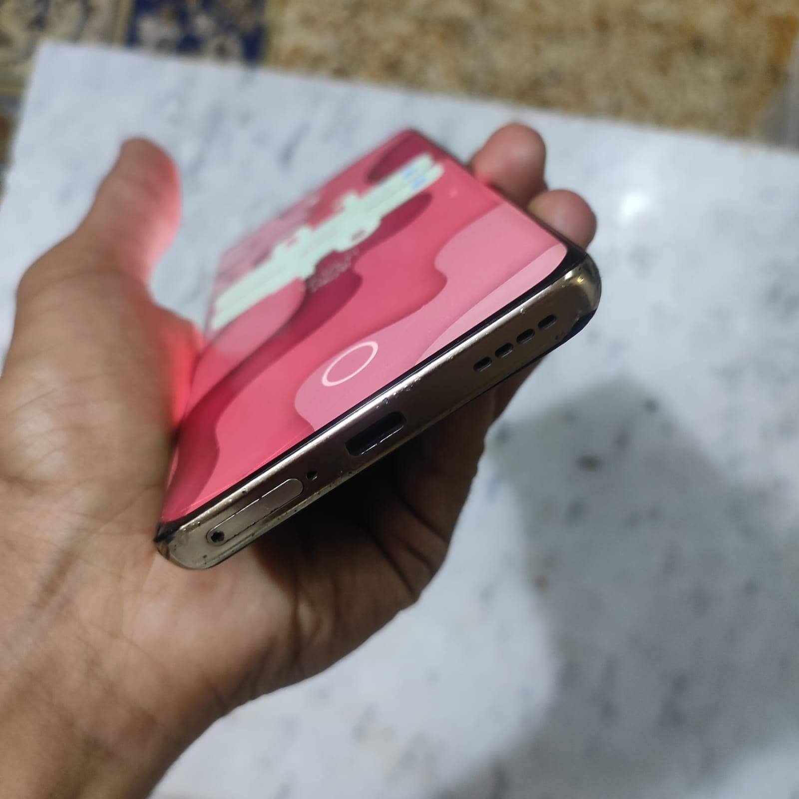 ريلمي 12 برو بلاس جاهز قوي مواصفات معروف ذاكرة 512
عشوائي 24 جهاز كلاس بي فطر مثل ما بين بل صورة 
3 خطوط ما تبين الة تركز لين ما حاطلة لزكة 
ذا تحط لزكة كلشي يختفي سعرة جهاز 230 الف 
كارتونتة ضاعت


**إذا كنت صاحب هذا الإعلان وتريد حذفه لأي سبب، رجاءا أرسل رسالة إلى الدعم الفني**