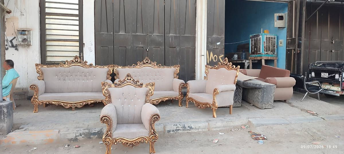 دوشمة سلام حسن .. ديوانيه قضاء عفك حي الحسين . سابقا 
حي  ديان . مقابيل مكينة جعافر .  
لعمل دوشمة تخامه وداوين تسكام حسب طلب والمتر .  
كذلك دوشمة القديم ورجاعه جديد مع تصليح اضرار تخامه . 
الاستفسار اكثر اتصال على الرقم 
*********** او واتساب
