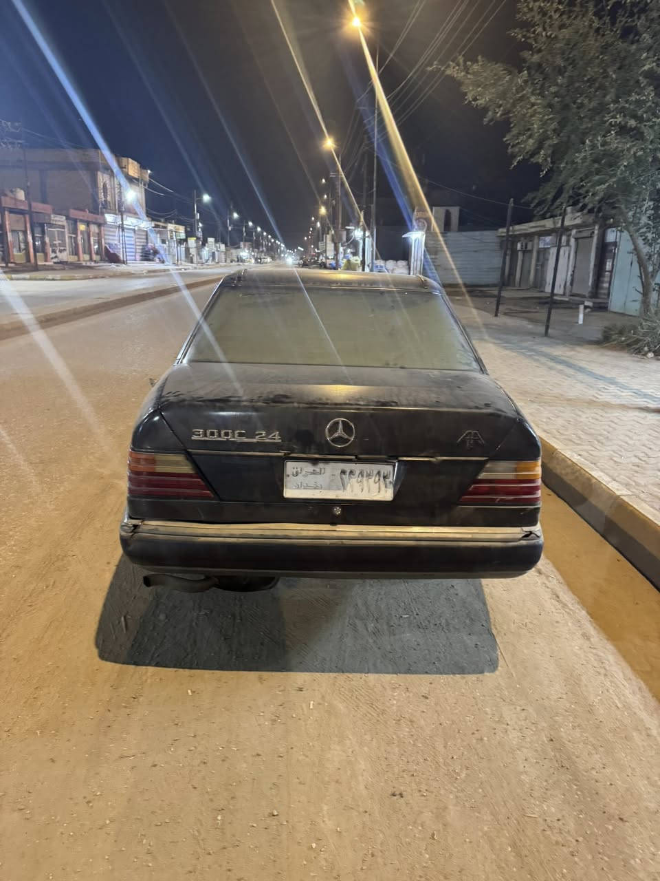 مرسدس موديل 1991جاهزه مجهزه عوزه بس صبغ مكينه شادله مال جنون ديفور هيه وكير بجيس حداديه تخم تاير كهربايات كله جاهزه تحويل يمته ماتريد سعره ٣٠ 
مكاني ناصريه 
***********
