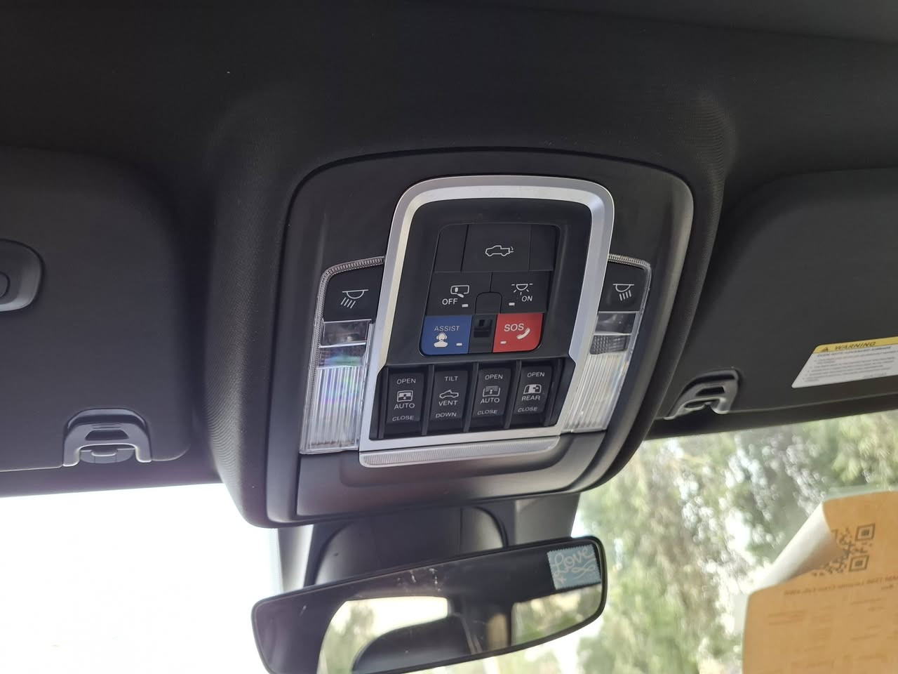 سلام عليكم جمعة مبارك دوج رام فئة لاريمي السيارةفوووول للاخير جكات رقم بغداد بدون ايرباك حادث امريكة فاتحين جاملاغات اوبنيد حاطيهن بالبدي   اجتي للعراق كلشي رجع ابمكانة اتبدلة فقط الدعامية صبغ واحد جاملغ اثر شخوط والبنيد تصليحة صغيرة علة كد شبر صاربي حرف ايل صبغ سيارة بدنة راديترات دواخل تبريد شركة موديل ٢٢ داخلة ٢٤  سعر 40اوبيهة مجال اخون الي ميعجبة فدكلمة طيبة اوتعليق طيب تحياتي للجميع ***********
