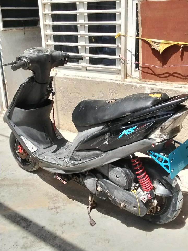 ماكس عدله تفاصيل 👇🏻 مو طبلي شبيها مابيها
بوشه بالادي مفتوحه مره وحده ولاستيك ولف 
شلعه هاون شوفت عينك فيديو 
تايوات جلاتين ٩٠'٩٠'١٠
دبل خلفي رياضي دراجه تخبل مفوله 
بكلايت أربع ولفات اصلي 
نقص دشبول +سلف وماصده 
اشاير أربع ولفات اصلي 

مكاني فلكه سلمان باك قريب على جسر ديالى 
لسعر ٣٥٠ قفلالللللللللللل تكول بيها مجال تسمع حجايه مو حلوه 
رقمي وتساب ***********
