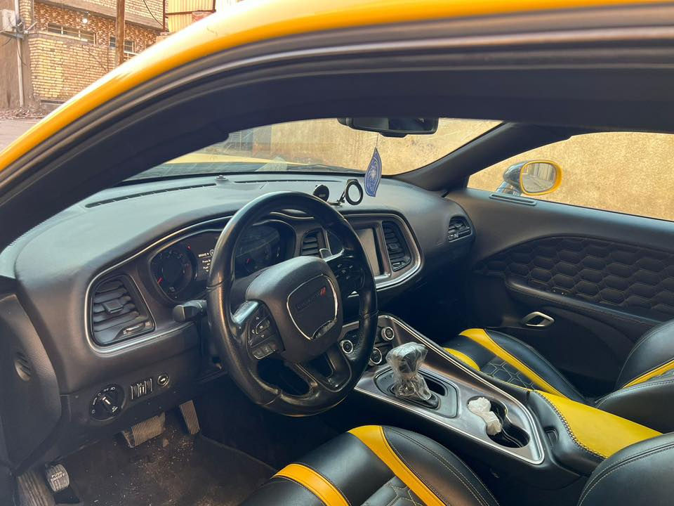 سلام عليكم جالنجر 2016 محرك 3.6 موصافت عاديه سياره حلوونضيفه استفسار***********
