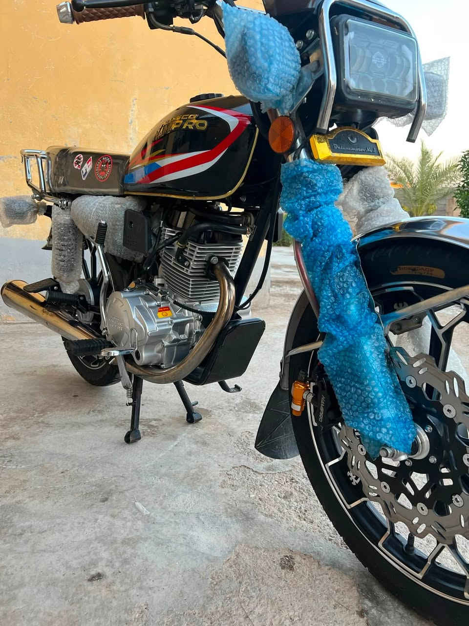 سلام عليكم دراجه نامه برو 2026 للبيع محرك 200 دراجه نظيفه اوراق كامله السعر 850 وبيها مجال حك الجيه محتاج فلوس واريد ابيعها المكان بلدروز ***********
