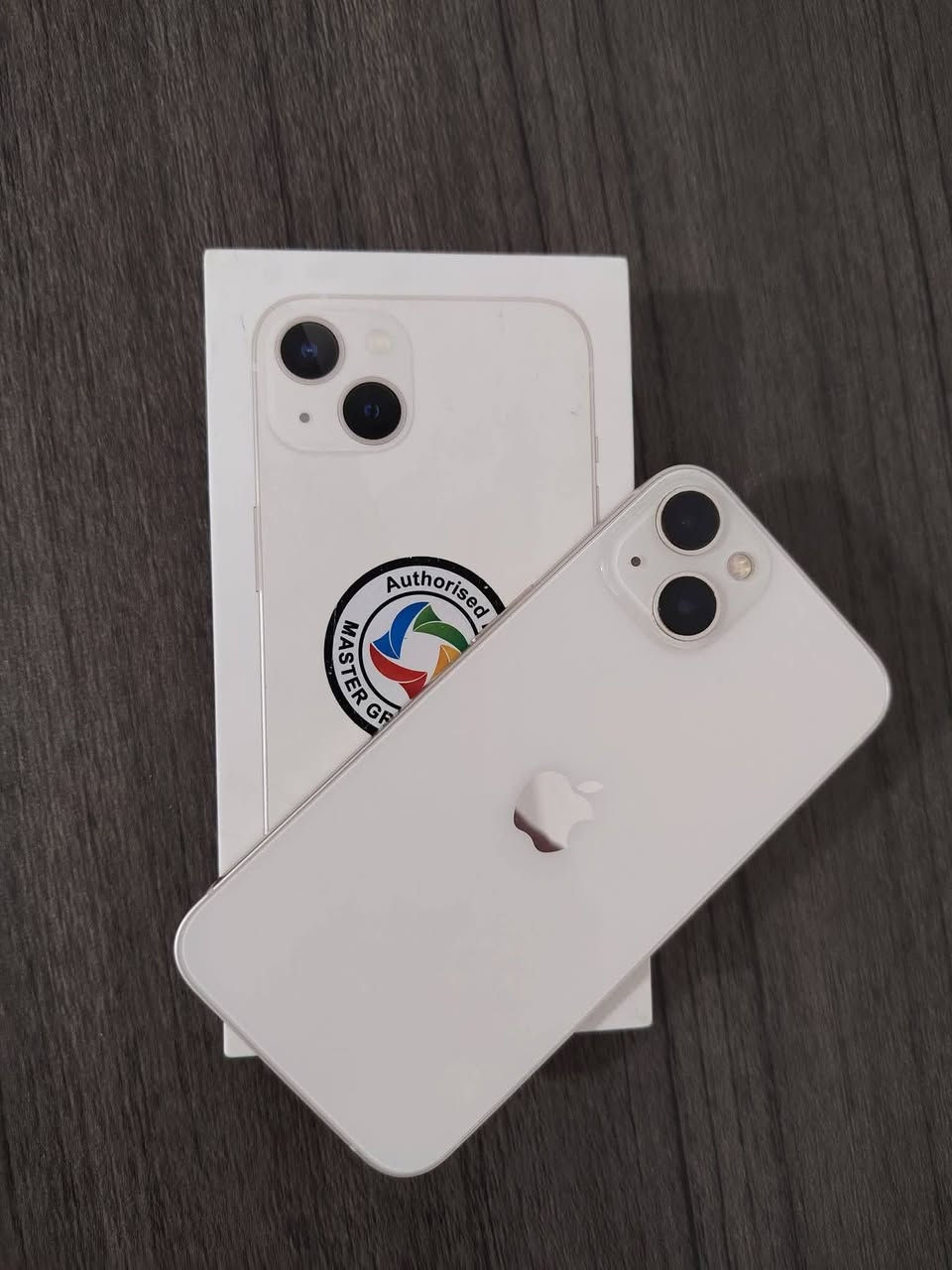 13عادي شرق أوسط بطارية 89 كامل ملحقاته جهاز مكفول من كلشي تفحص يم مصلح يلا تأخذه السعر 200 الشعب واتساب ***********📞📞📞
