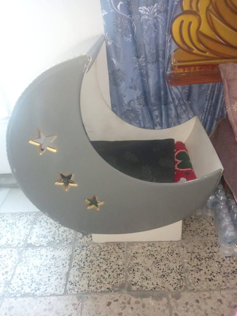 جرباية اطفال نضيفه كلش نهايتها ٧٥للتواصل علا الرقم  ***********
