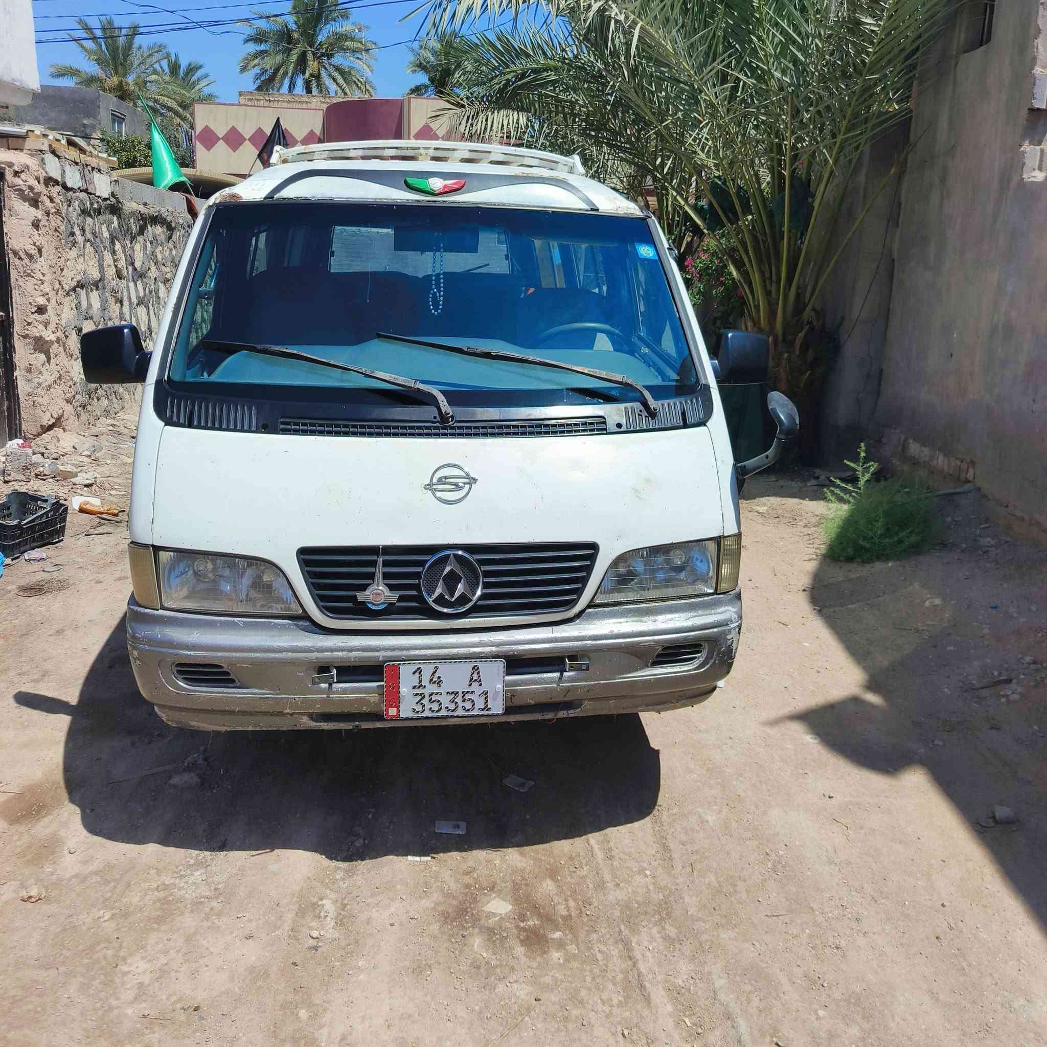 سلام عليكم استانه موديل 2000سياره بسمي مشروع وطني رقم انكليزي سنوياه 31 حداديه جديده سياره جهازه ***********
