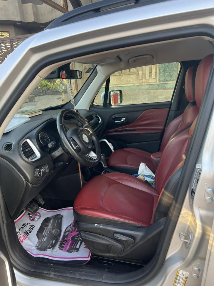 جيب رينكد 18 أمريكي مبدل جاملغ وبنيد
مكينه 2400 ماشيه 87
مكينه وكير مكفولات 
كشنات جلد احمر مطعم بسود
رقم واسط مكانه الكوت سياره كلش نضيفه
للاستفسار  ***********
