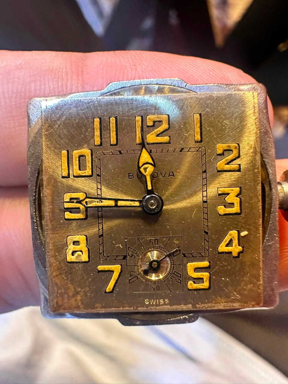 السلام عليكم بلوفا 1927
مؤرخة كهدية 
القطر ٣٢في ٣٥
ماكنة نوادر وساعة جدا نضيفة
السعر ١٥٠$
***********
