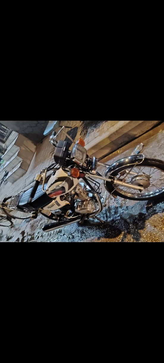 دراجه 2019 رقم انكليزي سنويه ل٢٨ نضيفه للتواصل
(***********)
