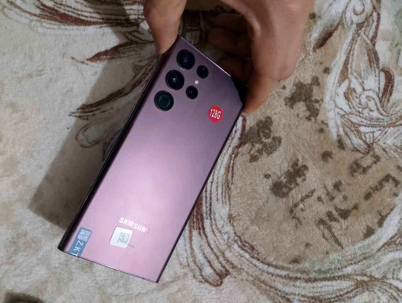 تلفون s22الترا ذاكرة ١٢٨ مستعمل نظافة ٩٩ قبل شهرين ماخذه وياه كفرات ٢  مكاني بغداد الدورة حي اسيا ***********