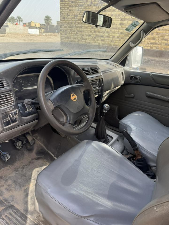 سلام عليكم سياره باترول موديل 2002 مزاد وزارت الداخليه كبل اسويلك وكاله ام الباركود تمشي بمعاملت الترقيم 
السياره جاهزه من كلشي إني اخذتها من معرض وجهزتها غرفه جديده ارضيه جديده السقف جديد الدوشمه كولها جديده تخم تاير وسبير كير مكينه انضاف فول الكشر شوفت عينكم السياره مامتعوبه والله الكشر بي شويه خياس موضح كدامكم بل صور 
السعر 60 مكاني بابل قرب جامعة بابل رقم الهاتف ***********
