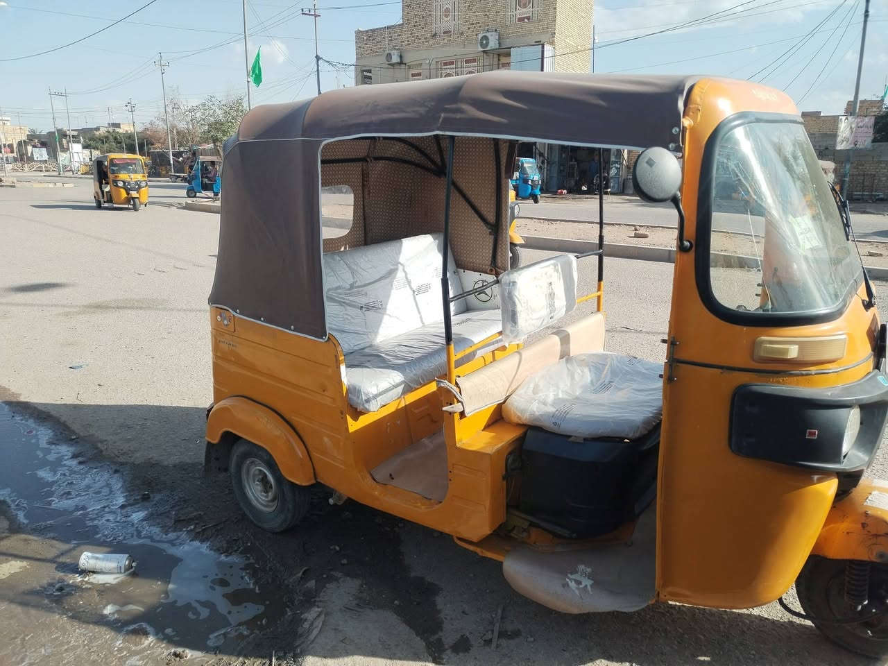 تك تك للبيع موديل 19  رقم انكليزي   نتصل ***********
