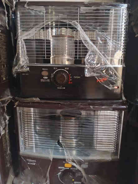 للبيع صوبات مستخدمات شي بسيط مكاني حديثه بروانه قرب مدرسه عين العرب  الاستفسار ***********
