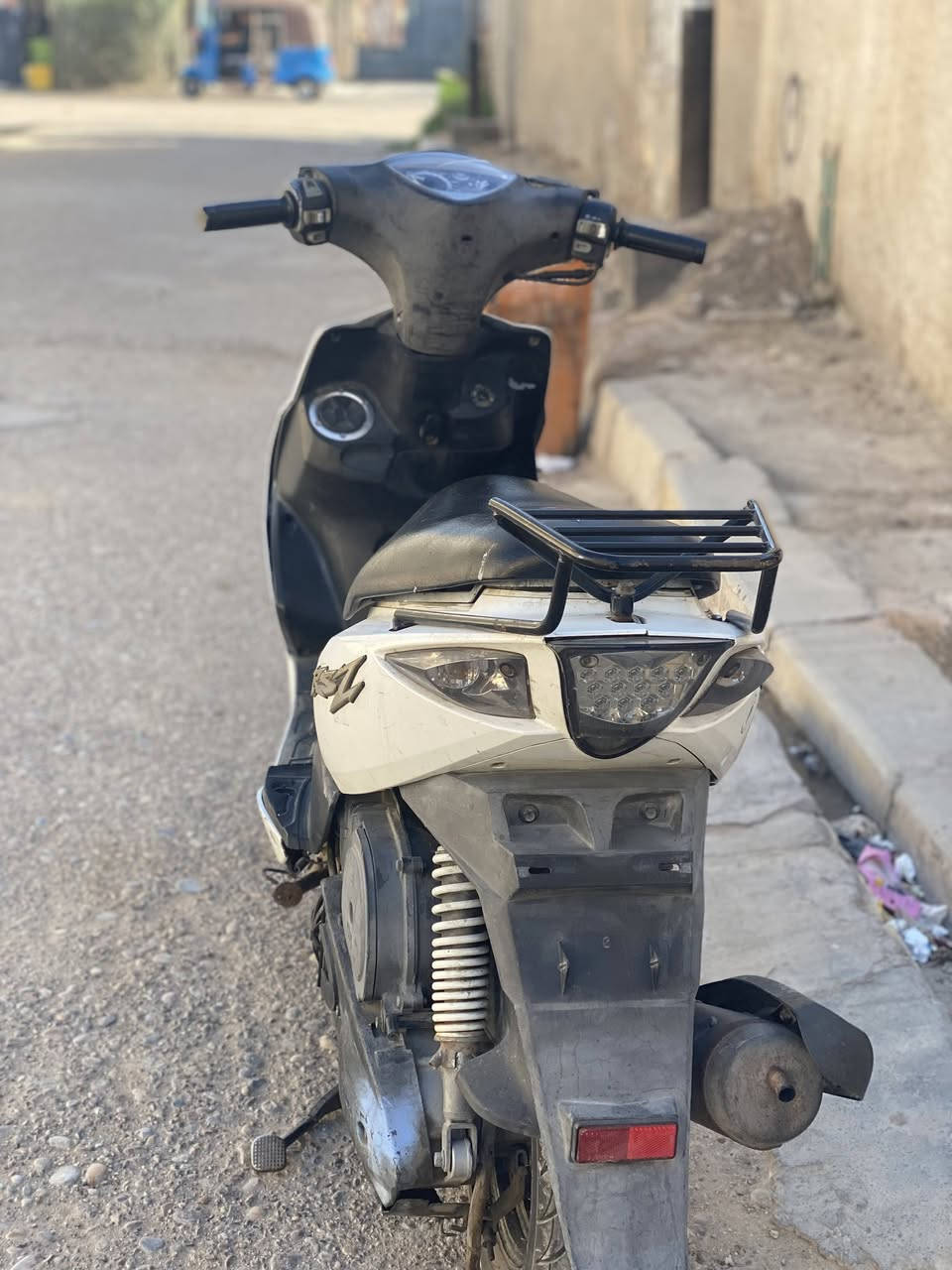 للبيع دراجة ماكس مضلع نوزل مكينة قوية وشرط الفحص الدراجة مابيها اي نقص الشراي يخابرني عالرقم ***********
