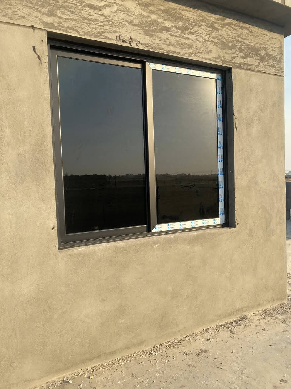 شباك سلايت ألمنيوم جام 10 ملم
شغل نظيف ومتين 💪
حركته ناعمة ويعيش معك سنين
يناسب البيوت والشقق

محمد احمد
أحمد الشمري
***********
***********
الموقع 📍
واسط الزبيديه السايدين مجاور سيد سرمد ماء ارو 
ومقابل مجمع بولو للالبسه 
@أبرز المعجبين
