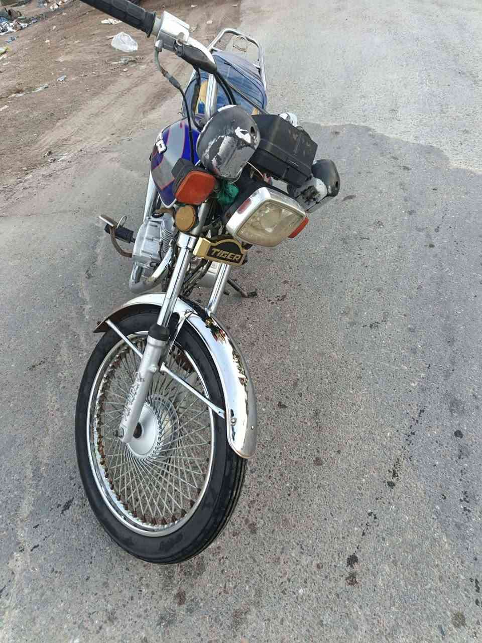 سلام عليكم دراجه تايكر للبيع موديل 2021اوراق كامله محرك ما مفتوح السعر خاص للاستفسار الاتصال ***********
