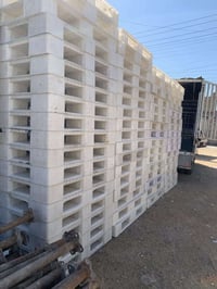 سكيب بلاستك لبيع وزن 18 كيلو مكان بغداد الستفسار 07706950286