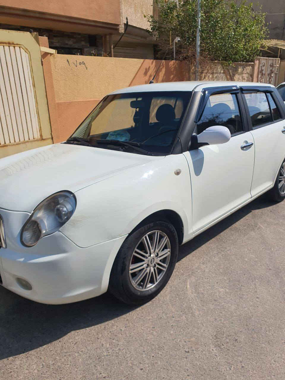 ليفان 320 للبيع موديل 2013 رقم نينوى
سنوية 2027
كوبون بانزين 
شرعي يحول ثاني يوم 
تبريد وتدفئة شغال 
سعر 52وبيها مجال
للتواصل ***********
