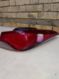 بكلايت النترا • جهة يمين • مكسور شوي