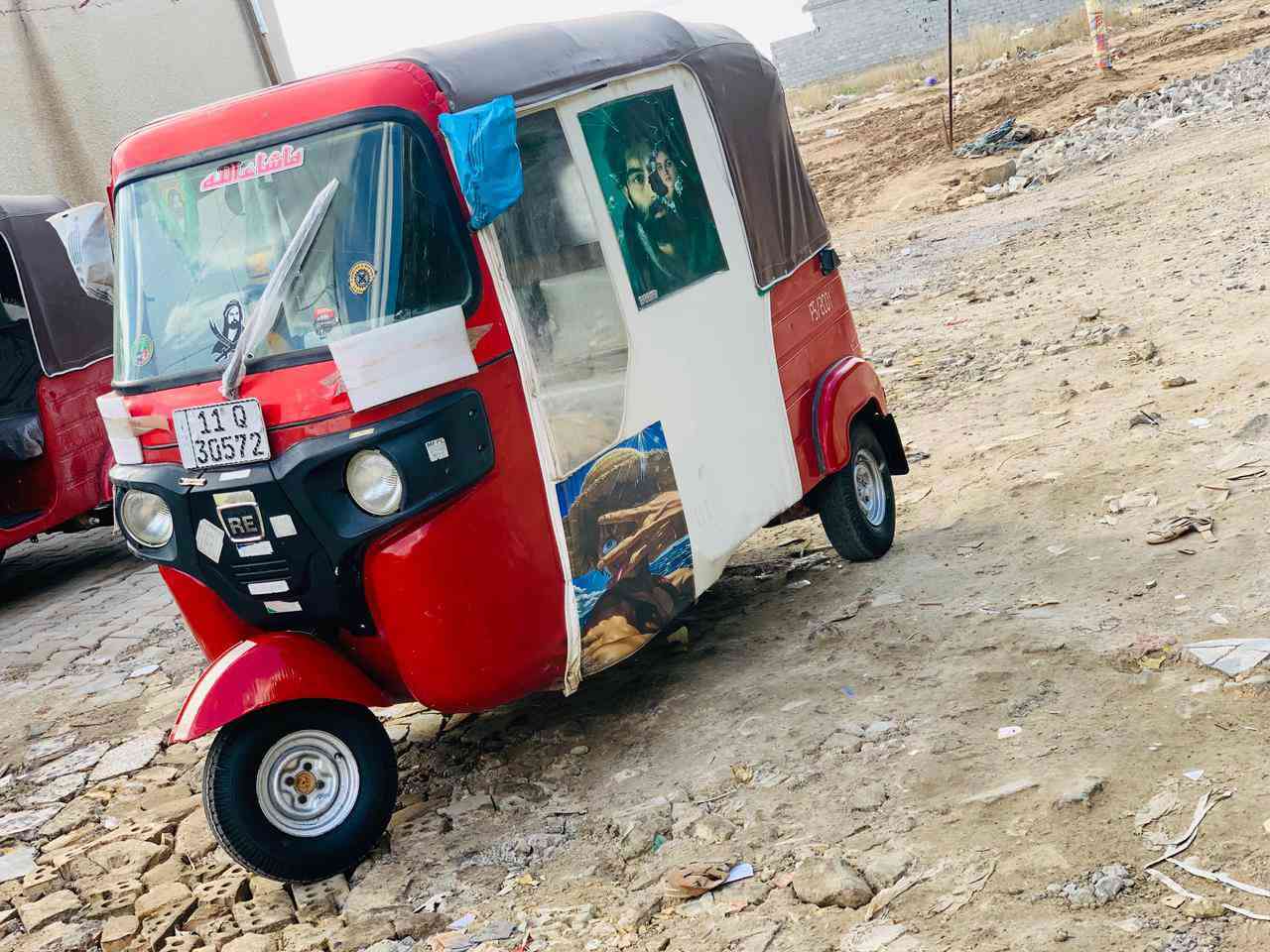 سلام عليكم تكتك البيع 2018/11 تكتك جاهزه محرك هستوني جفته تجفيت جديد تكتك تخبل رقم وسنويه انكليزي الرقم *********** السعر 5200 بيه مجال مكان الشعب بوبشام
