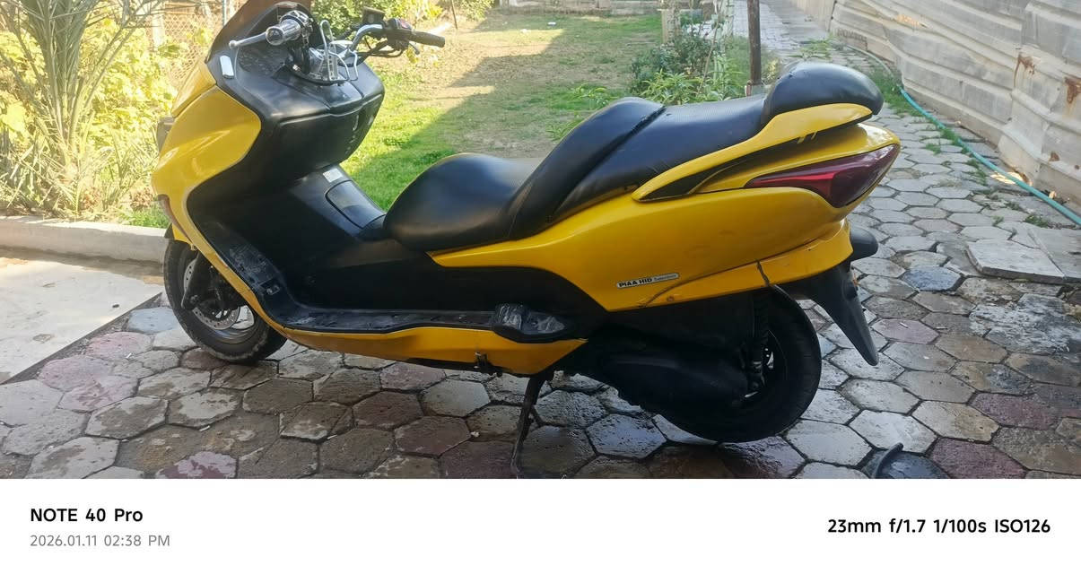 سلام عليكم 08 كير ملغي بيها صبغ الصفاح بس مكينه لاتنقيص ولا تبخير حماوه نص سعر ٧٠٠وبيها مجال مكاني الكماليه ***********
