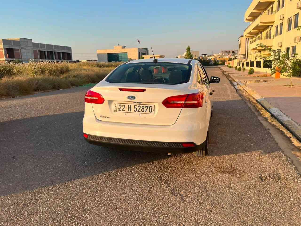 فورد فوكس ٢٠١٧ S 
دوو پارچةي بوياغة   بونيت و چاملغي سةكن 
بةبي ژوري بةبي ارباك 
پشتو پيشي كةپسة 
هةموو شتي تازةية يةك ديناري مةسروف تيدا نية 
سةنةوي تازةية 
گير و مةكينةي بةشةرتة  چركةي تيدا نية 
سعري ٨٢$ و كةمةك كةجال 
***********
*********** أربيل, العراق

