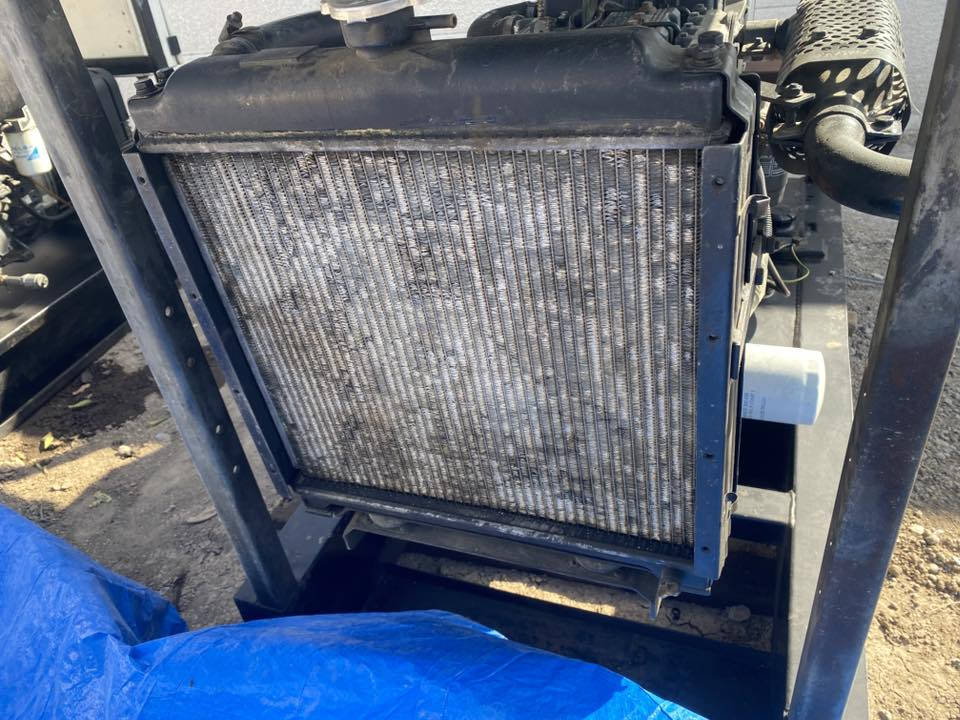 مولدات عدد 2  لستر بتر إنكليزي
واحد 17 ونص كيفي والثاني 20 كيفي 

كلش نضاف مال شركه 

للاستفسار اكثر اتصال ع رقم ***********
