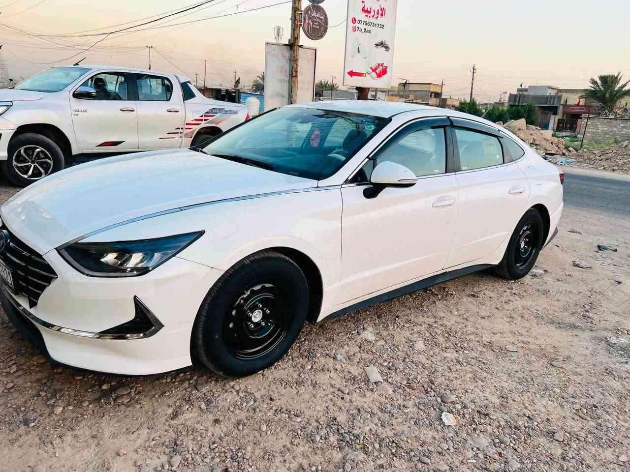 سوناتا ٢٠٢٣  اللون ابيض وارد امريكي محرك ٢٥٠٠
بيها ٤ قطع صبغ حادث سطحي بدون دواخل وقطعة كلير وبدون لغد  وبدنه كله بلادي حتى الراديتر

رقم بغداد  الجديد تحويل مباشر

السيارة موجودة بغداد  وماشية ٣١ 

السعر 143ورقة بيها مجال صدر تخم تاير جديد تبريد ثلج سياره ماشيه قليل موصفات قيادة ذاتية تكم ستيرن مثبت سرعة اوتو هولد وضعيات قيادة مكاني بغداد الشراي يتصل ***********ملاحضة الصفحة لنشر والترويج رقم صاحب السيارة موجود وبي وتساب
